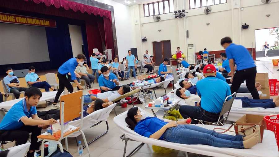 Tiếp nhận 250 đơn vị máu tại trường Cao đẳng công nghệ và Quản trị Sonadezi Tiếp nhận 250 đơn vị máu tại trường Cao đẳng công nghệ và Quản trị Sonadezi